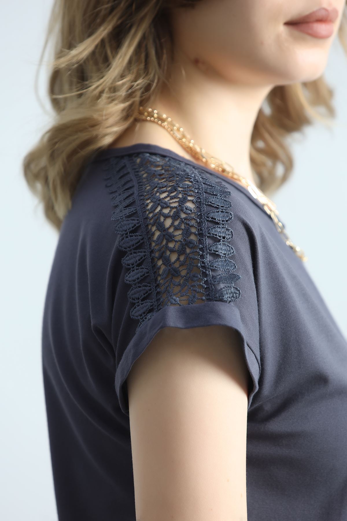 Omuz Dantelli Bluz Füme - 20766.599.