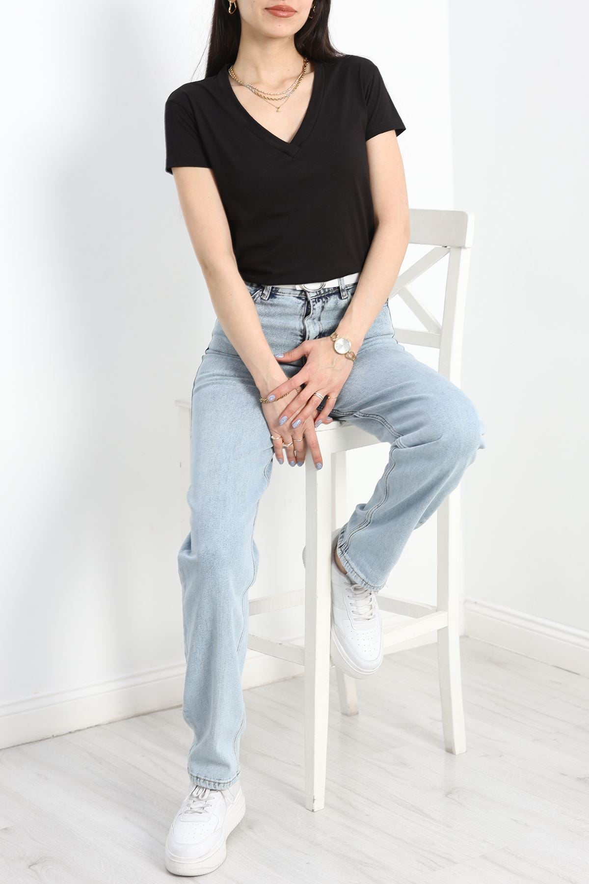 Süprem V Yaka Tişört Siyah - 4001.1567.