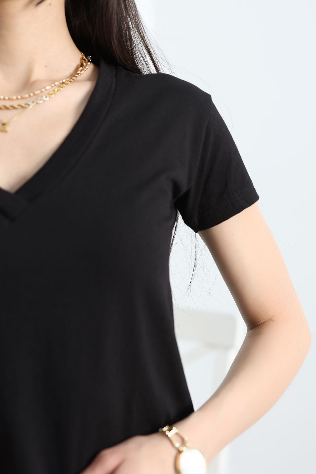 Süprem V Yaka Tişört Siyah - 4001.1567.