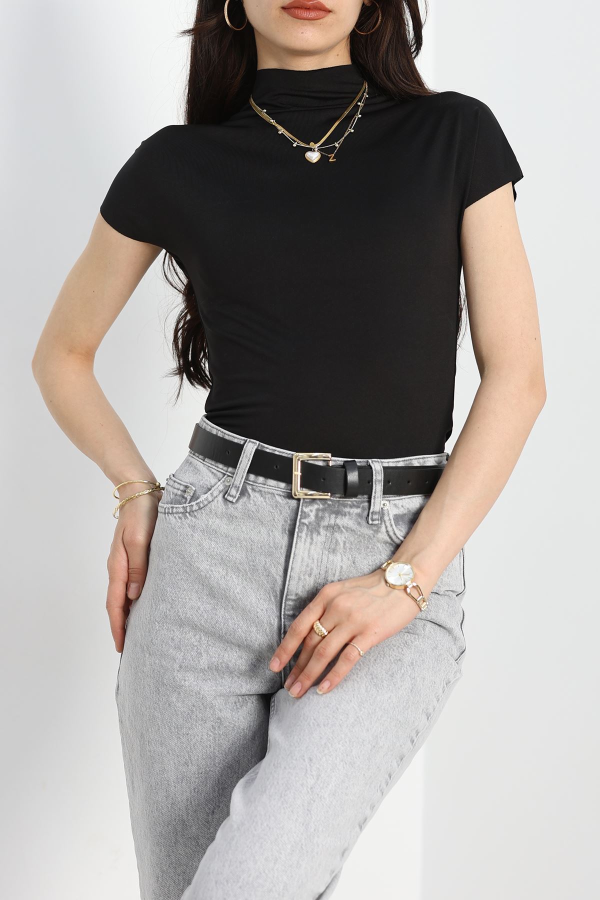 Dik Yaka Polyester Tişört Siyah - 22002.200.