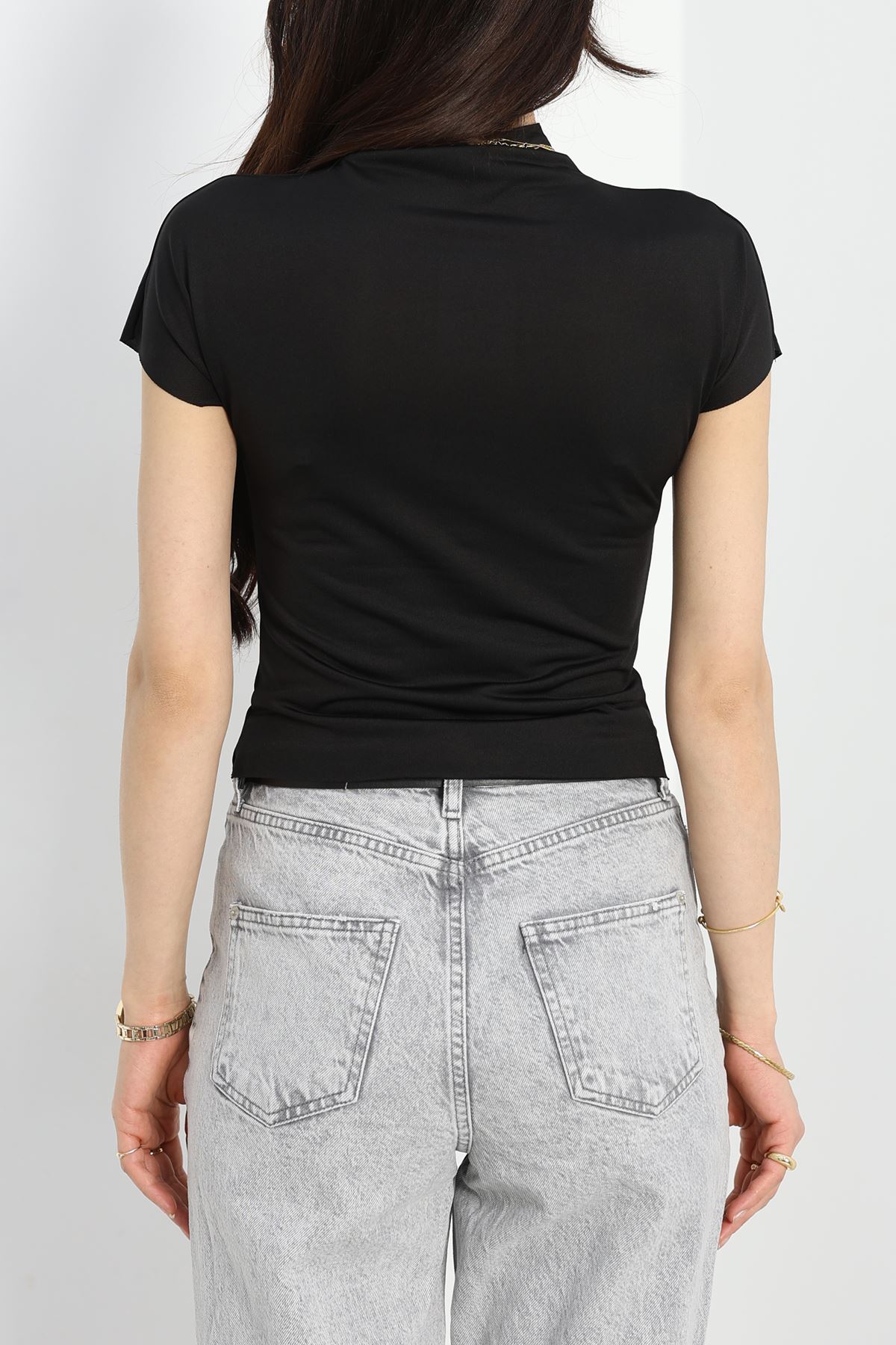 Dik Yaka Polyester Tişört Siyah - 22002.200.