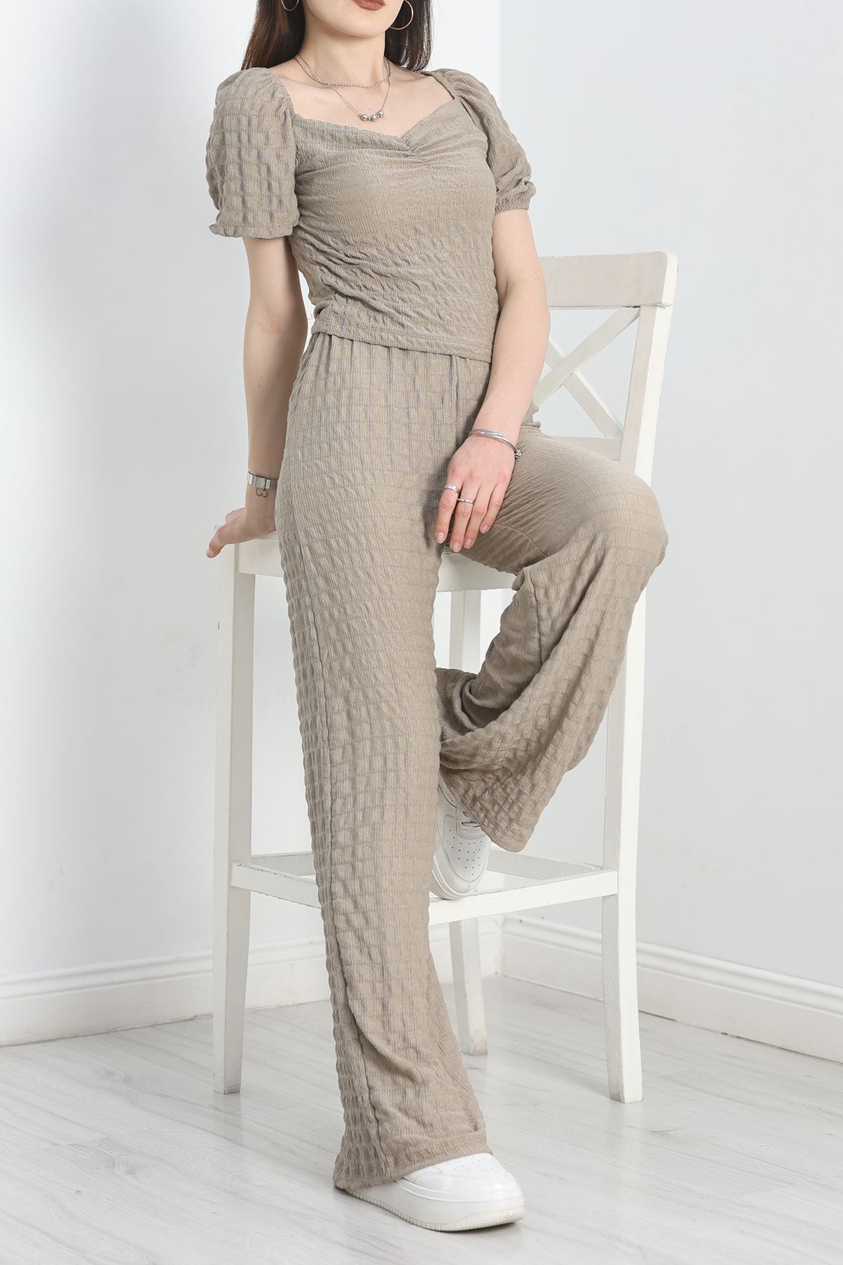 Kalp Yaka İkili Takım Bej - 40584.1837.