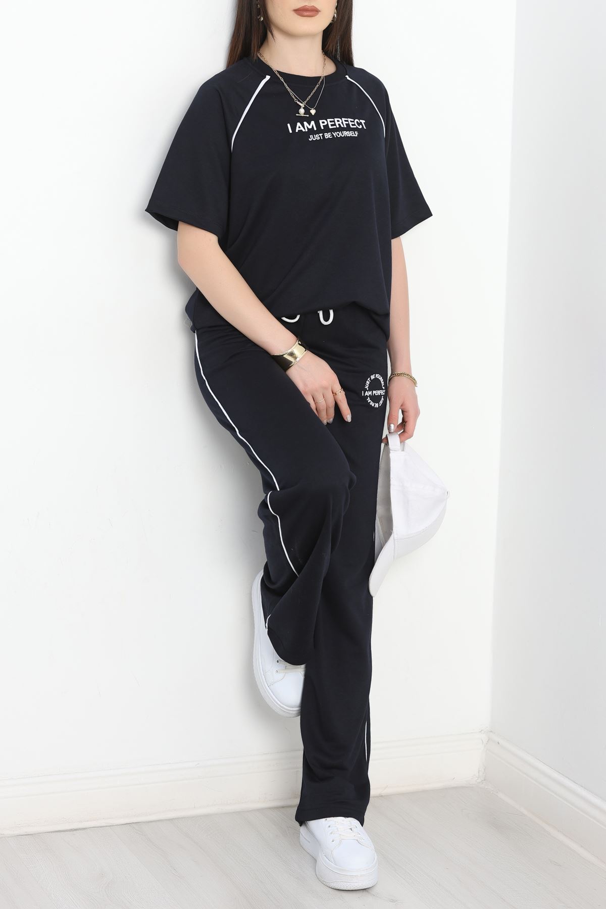 Nakış Detay Biyeli Eşofman Takımı Koyulaci - 50493.1005.