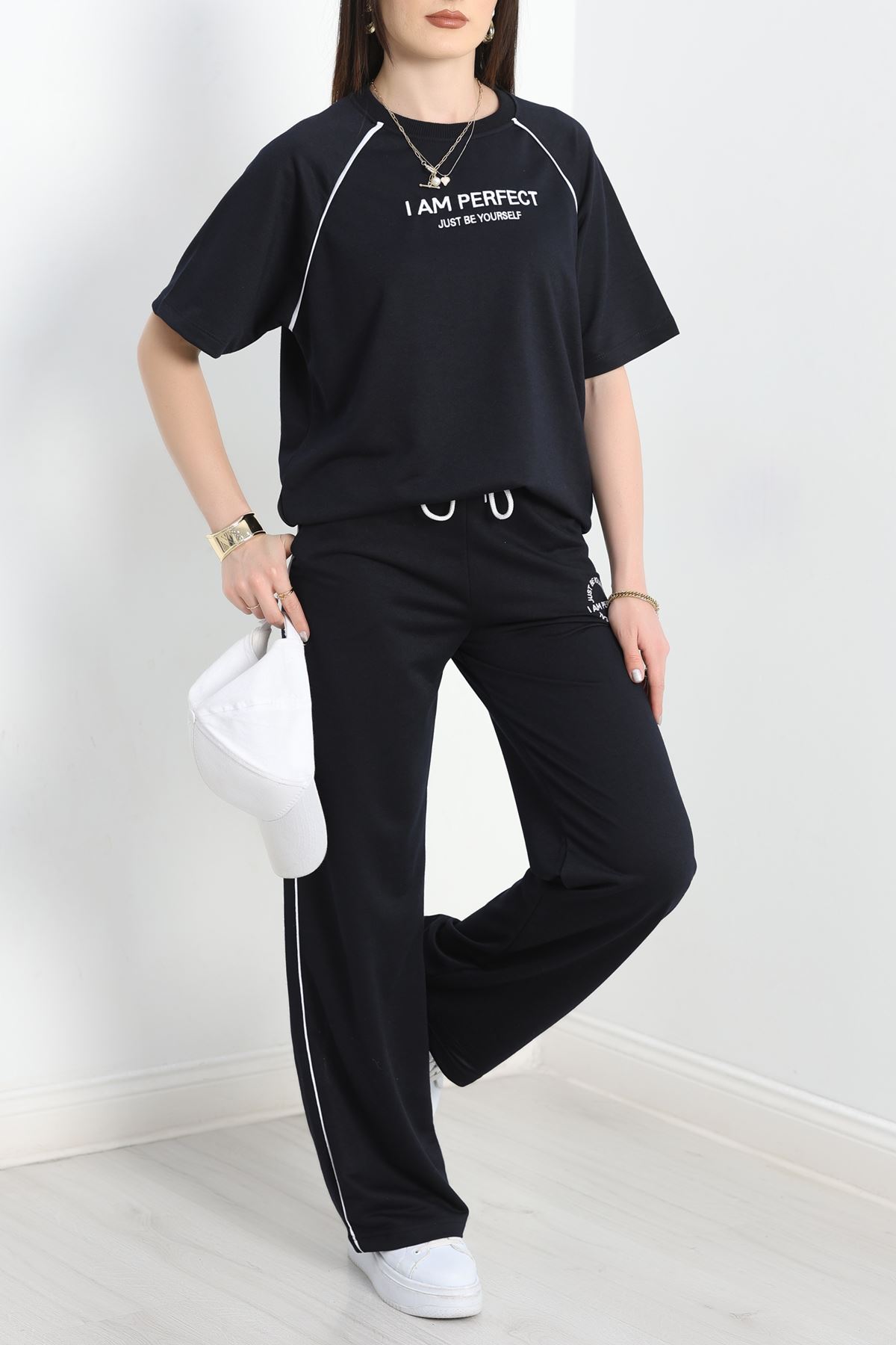 Nakış Detay Biyeli Eşofman Takımı Koyulaci - 50493.1005.