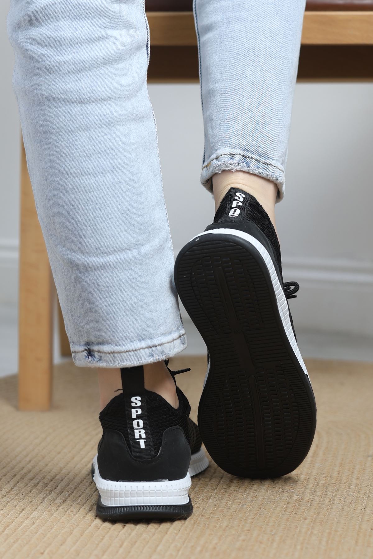 Günlük Spor Ayakkabı Siyahbeyaz - 30672.1597.