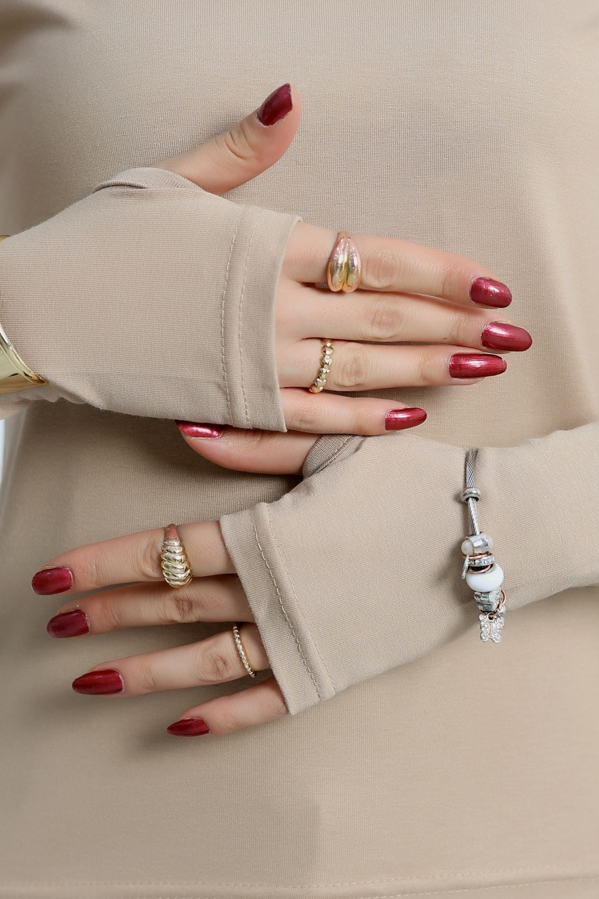 Dik Yaka Parmak Geçmeli Viskon Body Bisküvi - 40076.599.