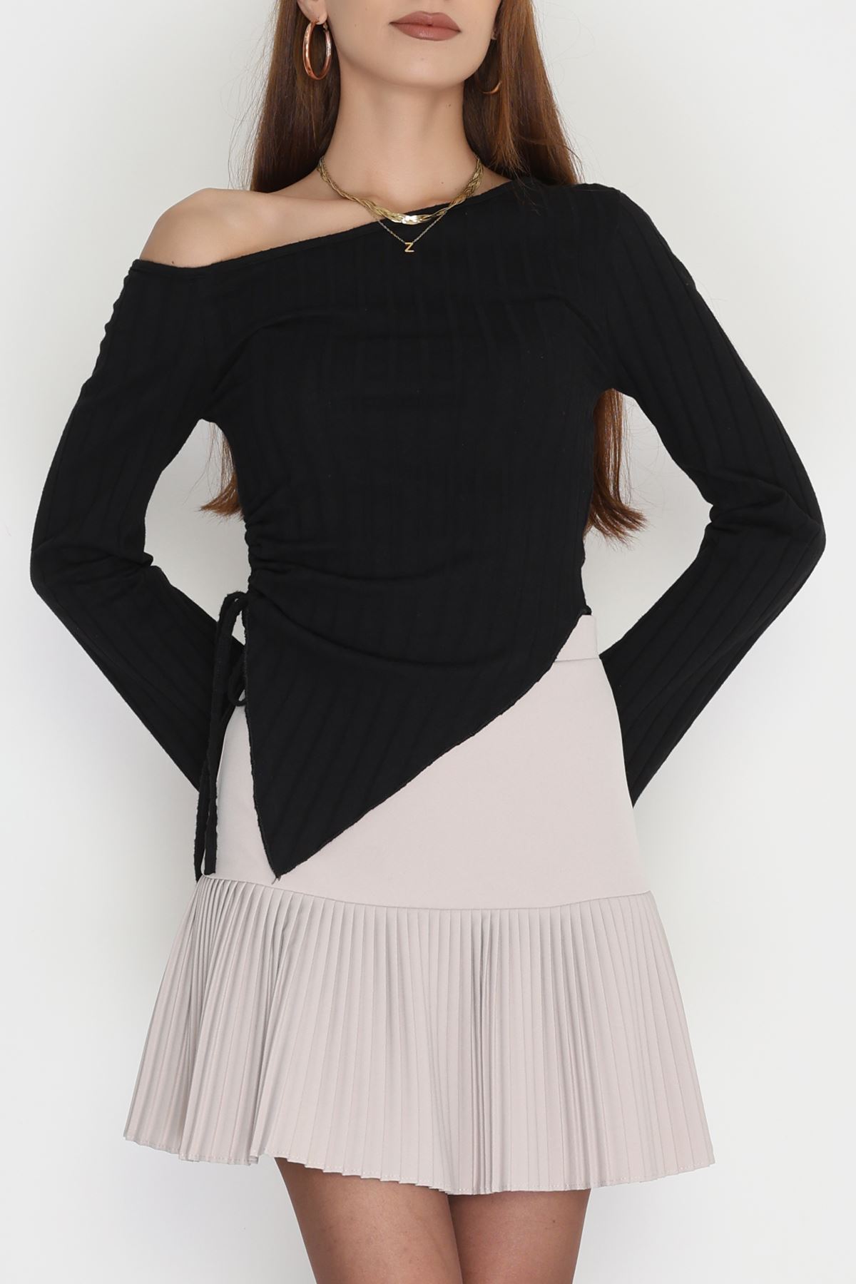 Kayık Yaka Likralı İnterlok Fitilli Body Siyah - 90965.1748.