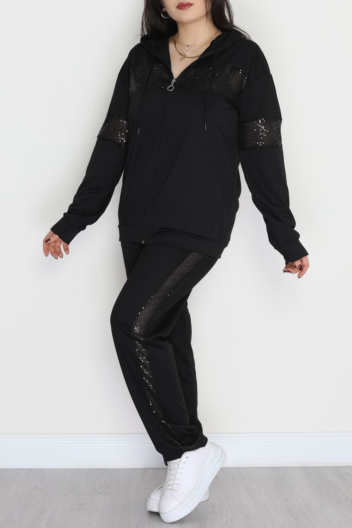 Pul Garnili 2 İplik Büyük Beden Eşofman Takımı Siyah - 50808.1857.