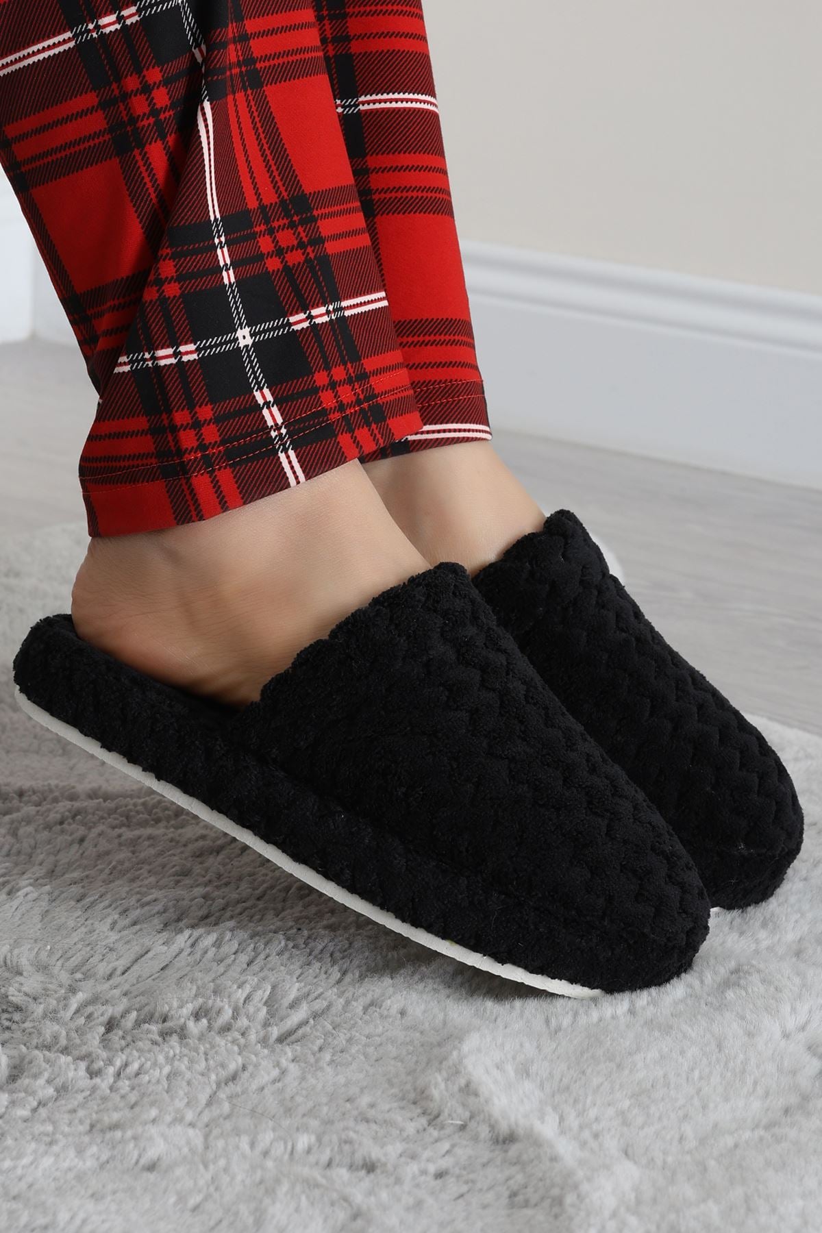 Peluş Ev Terliği Siyah - 31475.264.