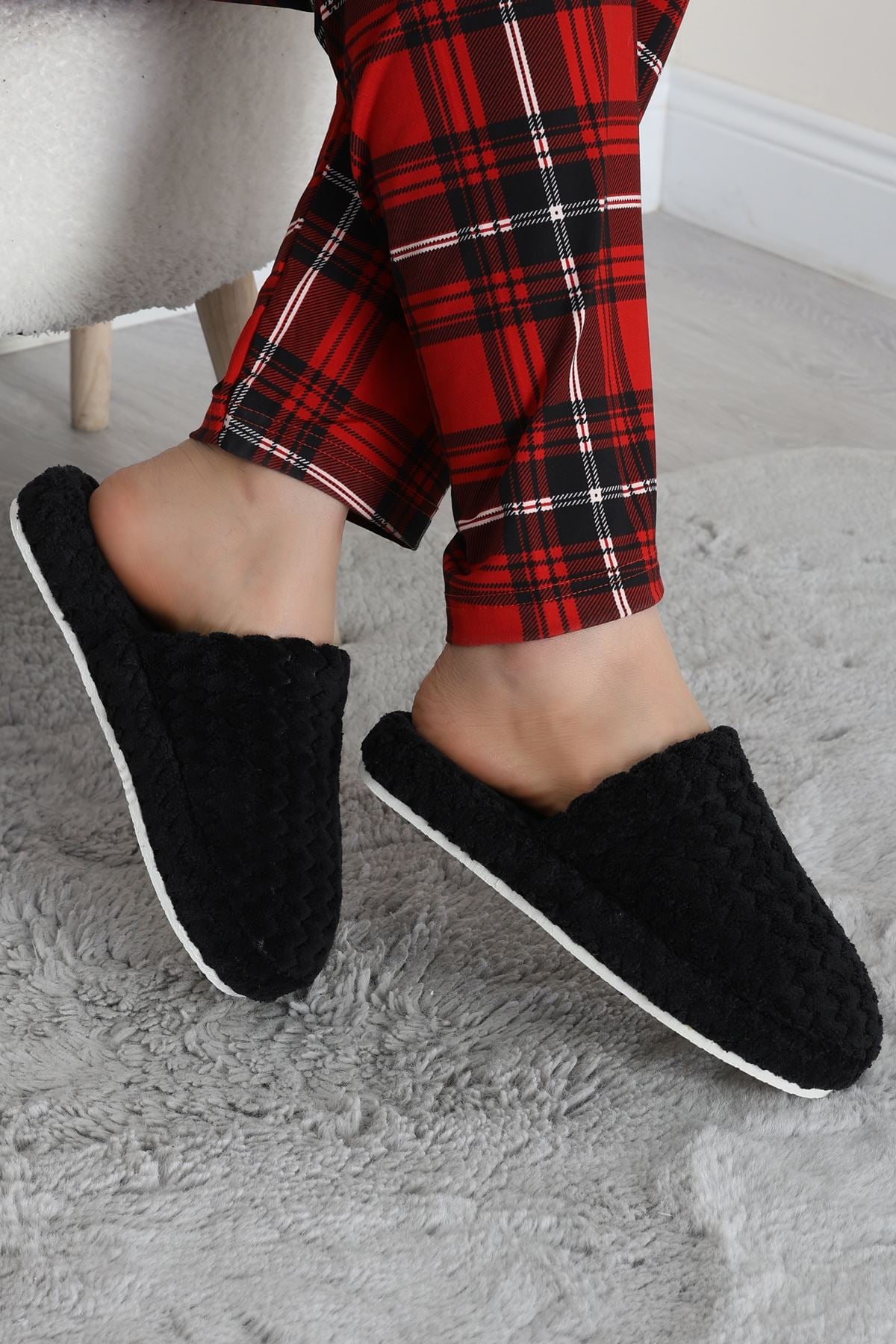 Peluş Ev Terliği Siyah - 31475.264.