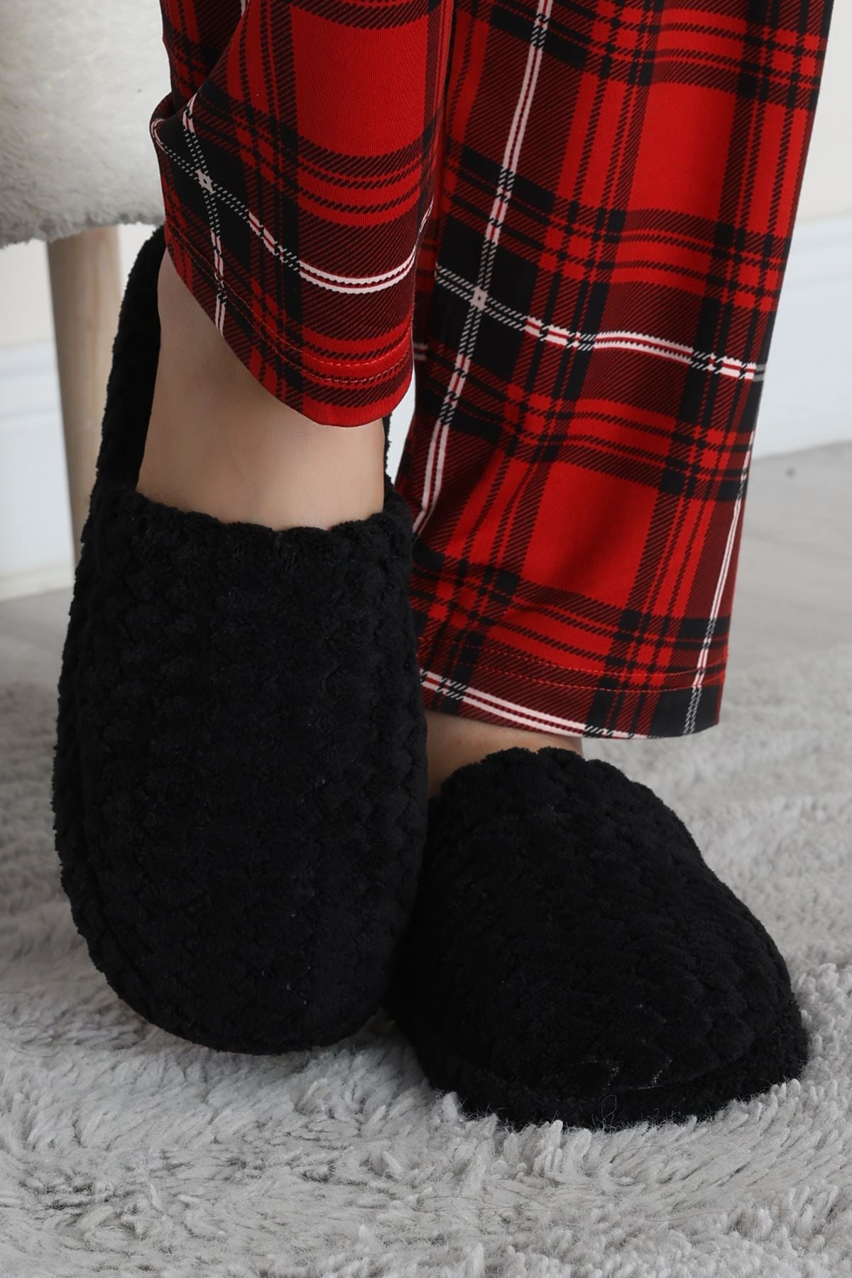 Peluş Ev Terliği Siyah - 31475.264.