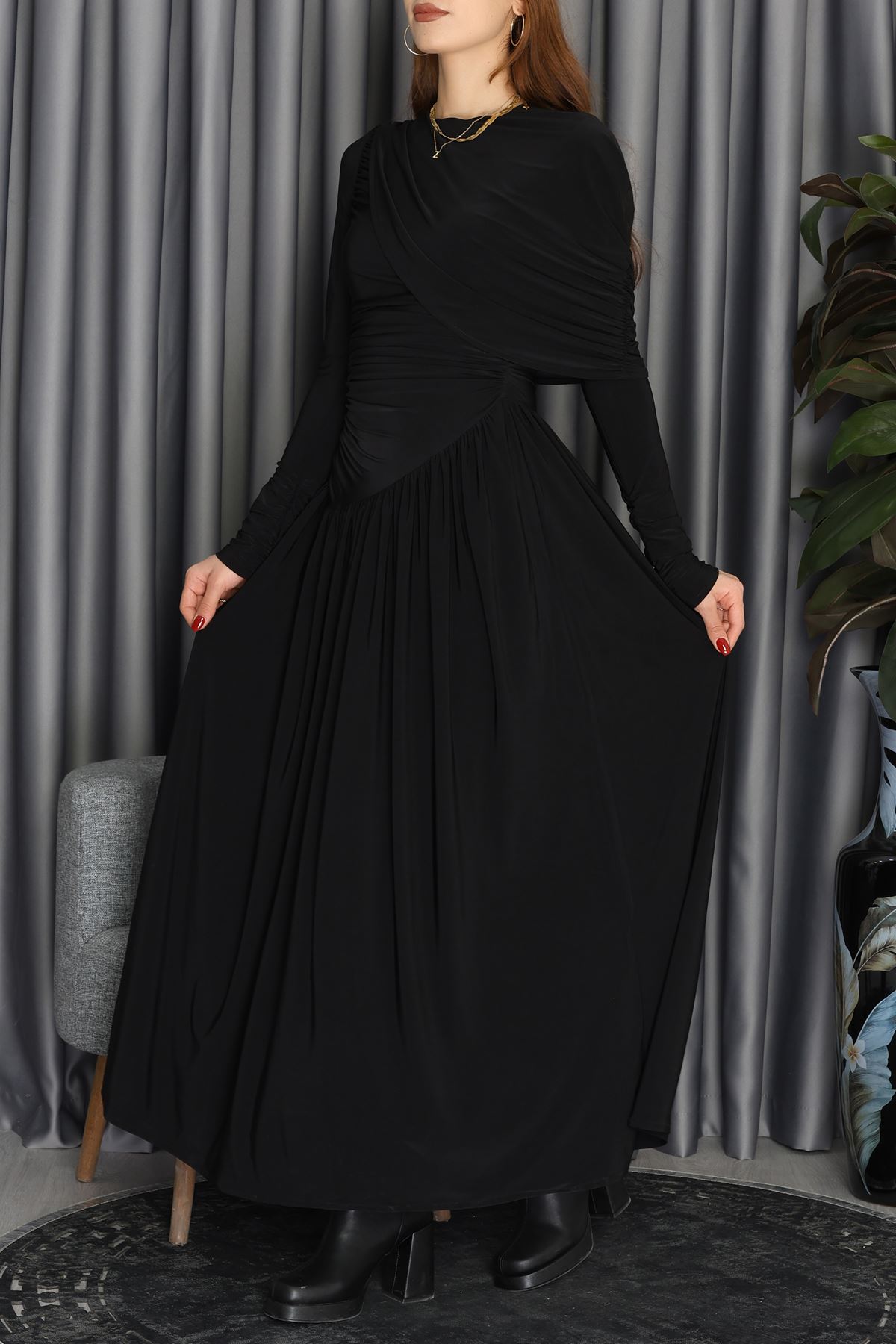 Loch Omuz Parcalı Çapraz Büzgülü Elbise Siyah - 2679.1997.