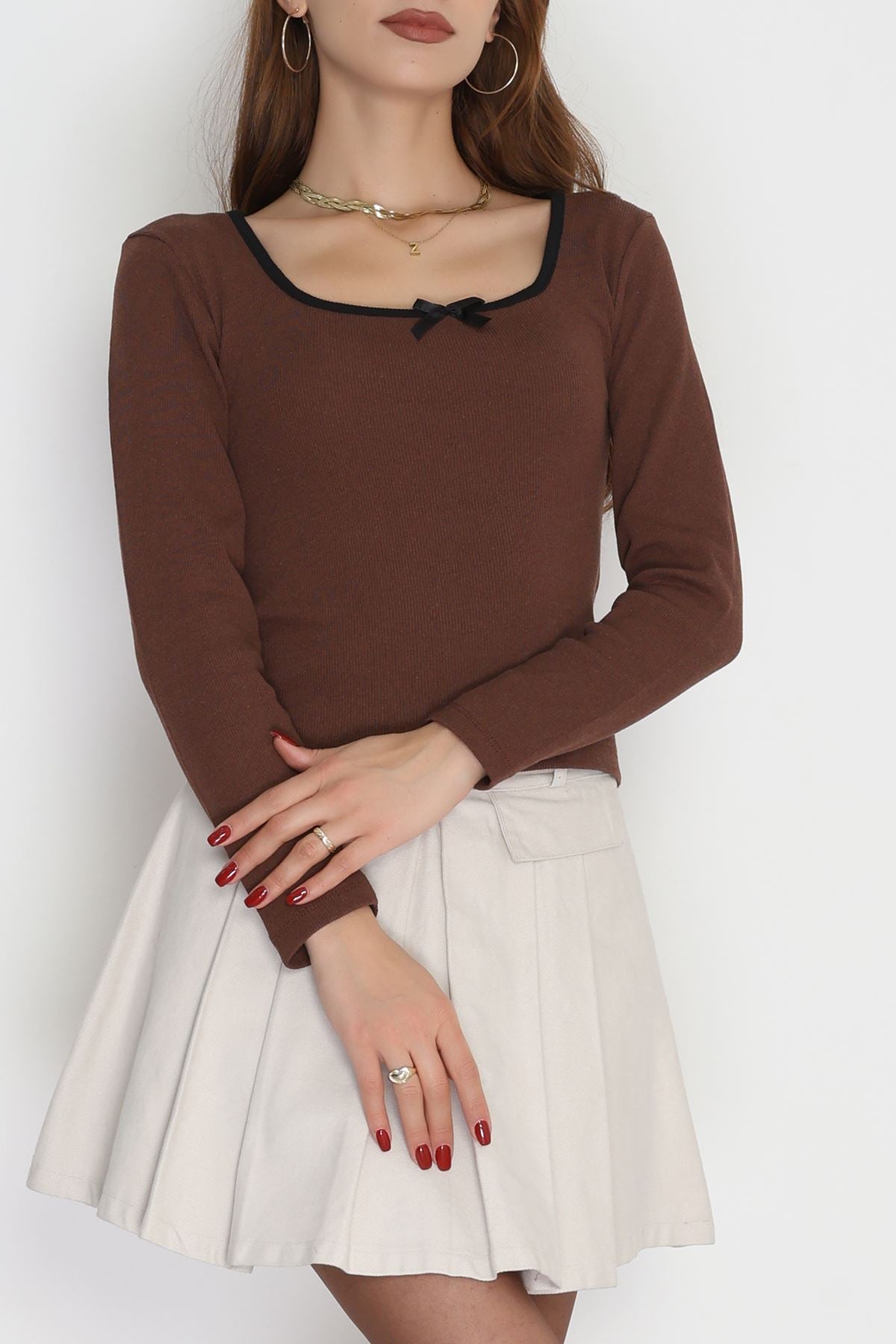 Çerçeve Yaka Fiyonk Detay Kaşkorse Body Kahve - 70786.599.