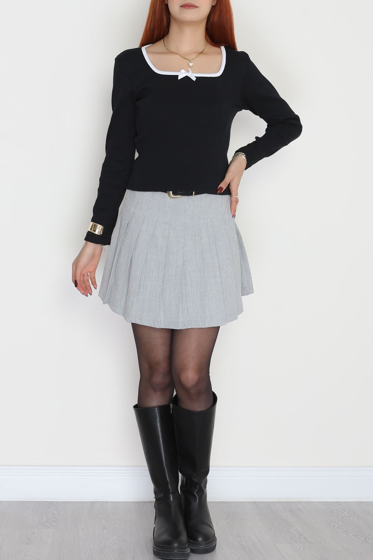 Çerçeve Yaka Fiyonk Detay Kaşkorse Body Siyah - 70786.599.