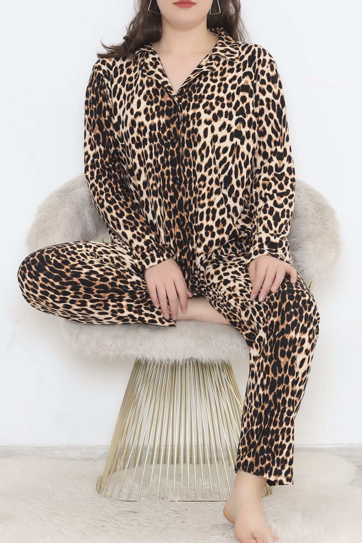 Büyük Beden Süet Düğmeli Pijama Takımı Leopar2 - 455.1287.