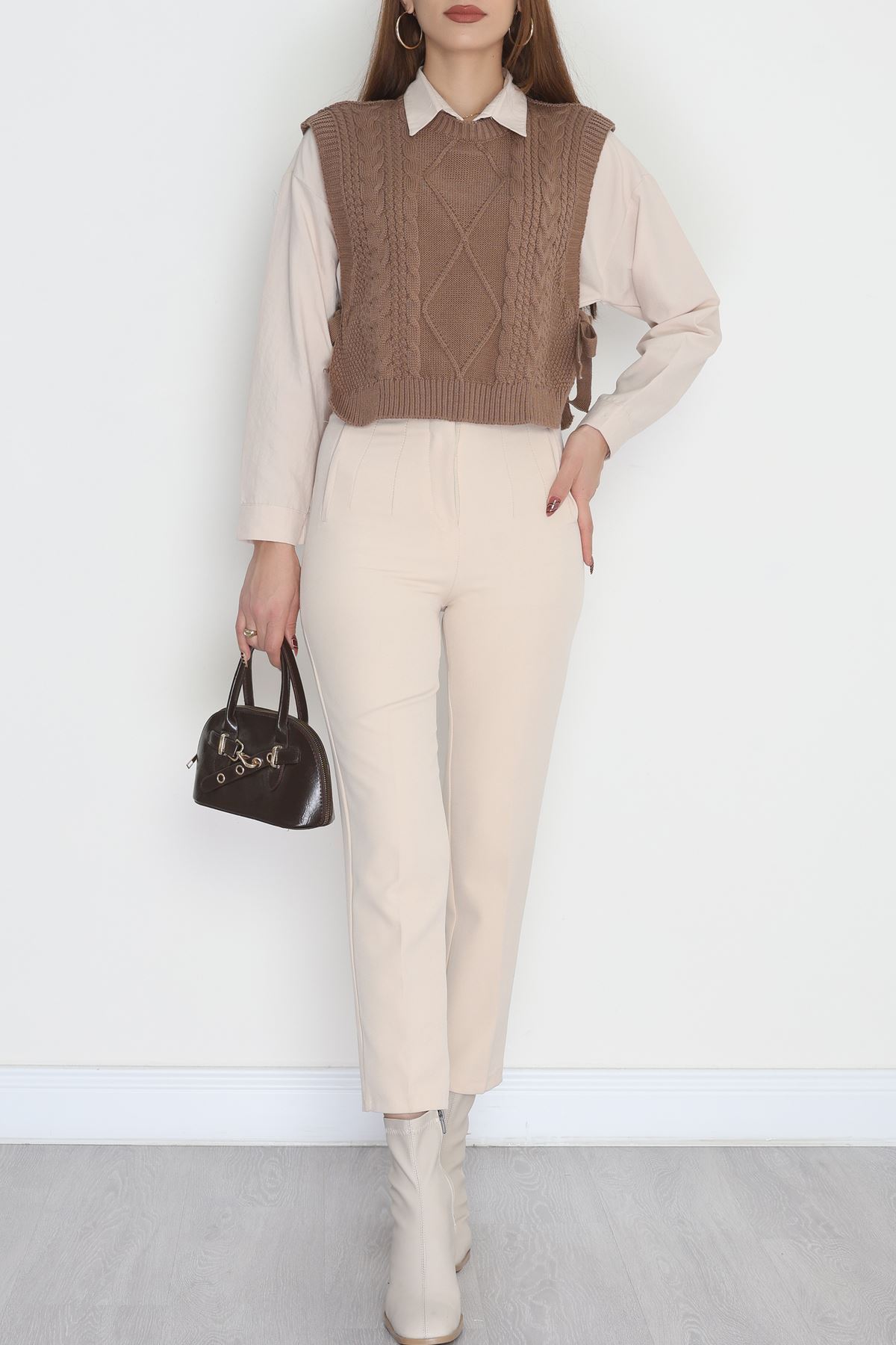 Püsküllü Süveter Mocha - 355.1577.