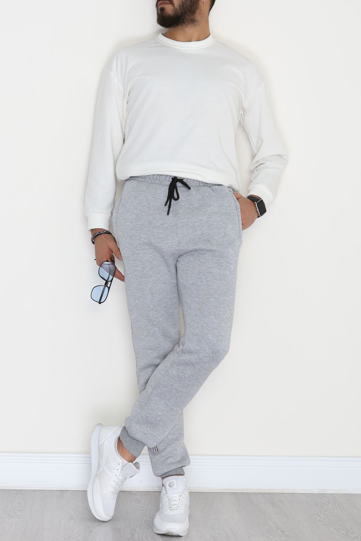 3 İplik Şardonlu Paça Nakışlı Erkek Eşofman Altı Gri - 31615.2066.