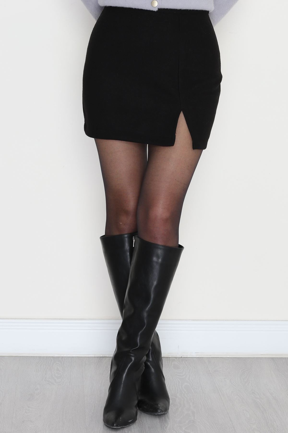 Yırtmaçlı Likralı Kaşe Etek Siyah - 51050.167.