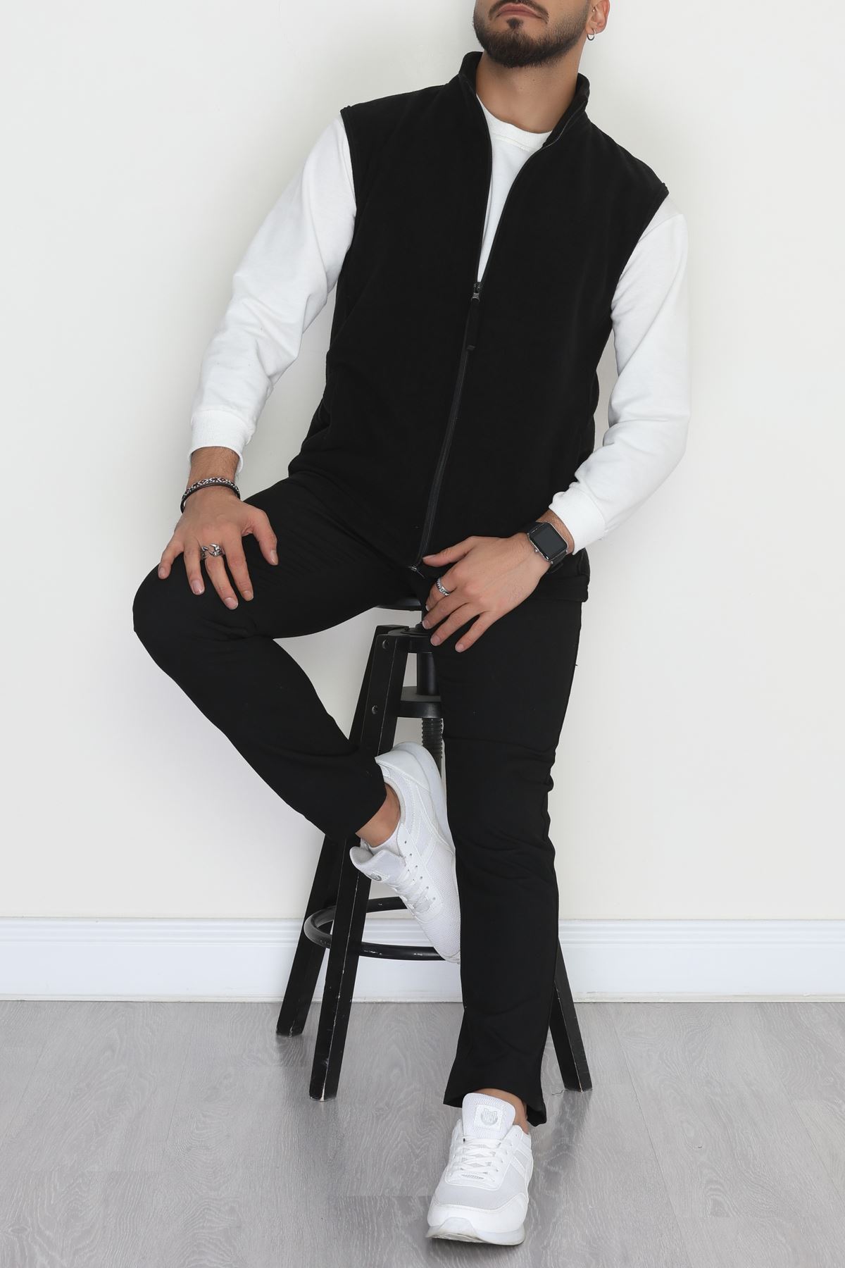 Tüylenmeyen Erkek Polar Yelek Siyah - 42599.1937.