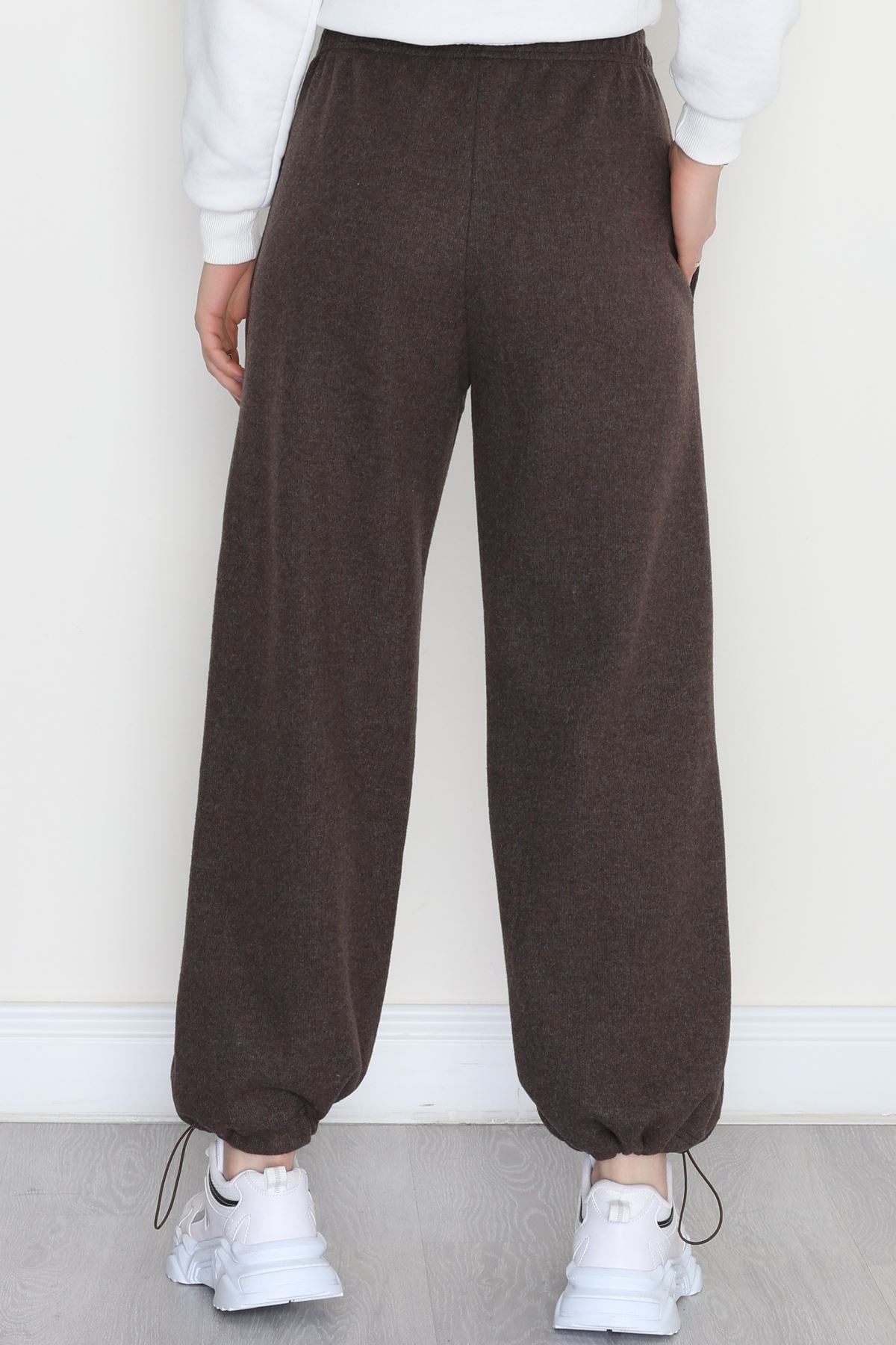 Paçası Stoperli Selanik Eşofman Altı Kahve - 42638.1567.