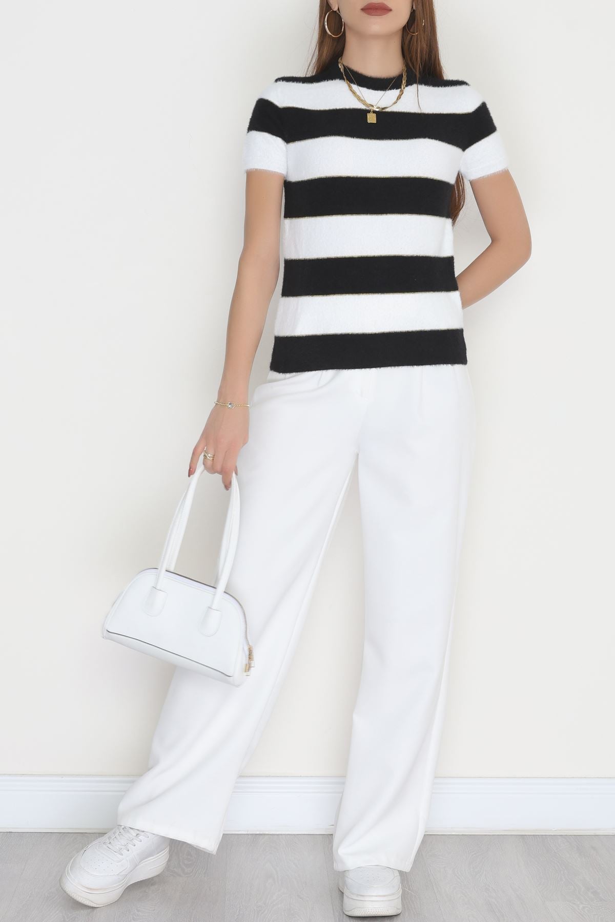 Çizgili Kısa Kollu Triko Siyah - 2304.1765.