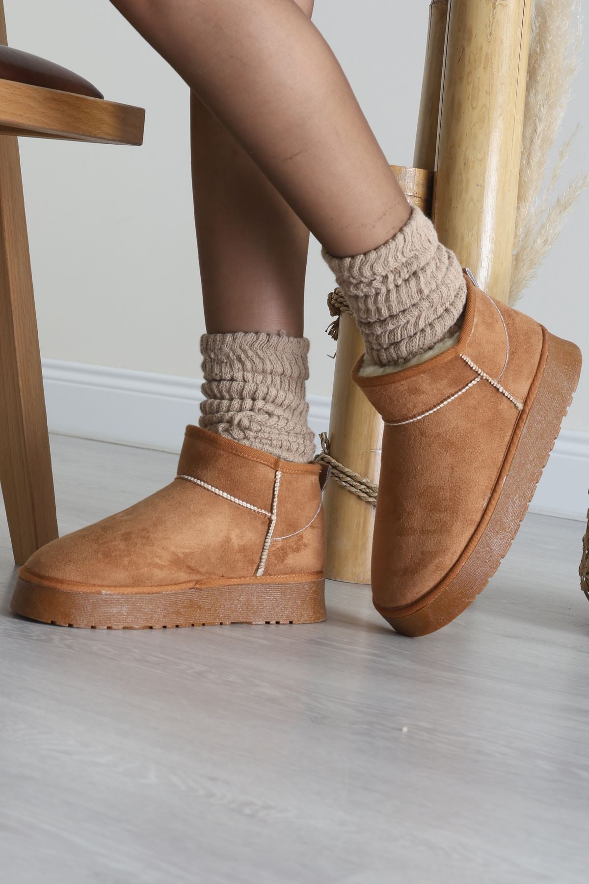 Yüksek Tabanlı İçi Kürklü Mini Bot Taba - 31569.2110.