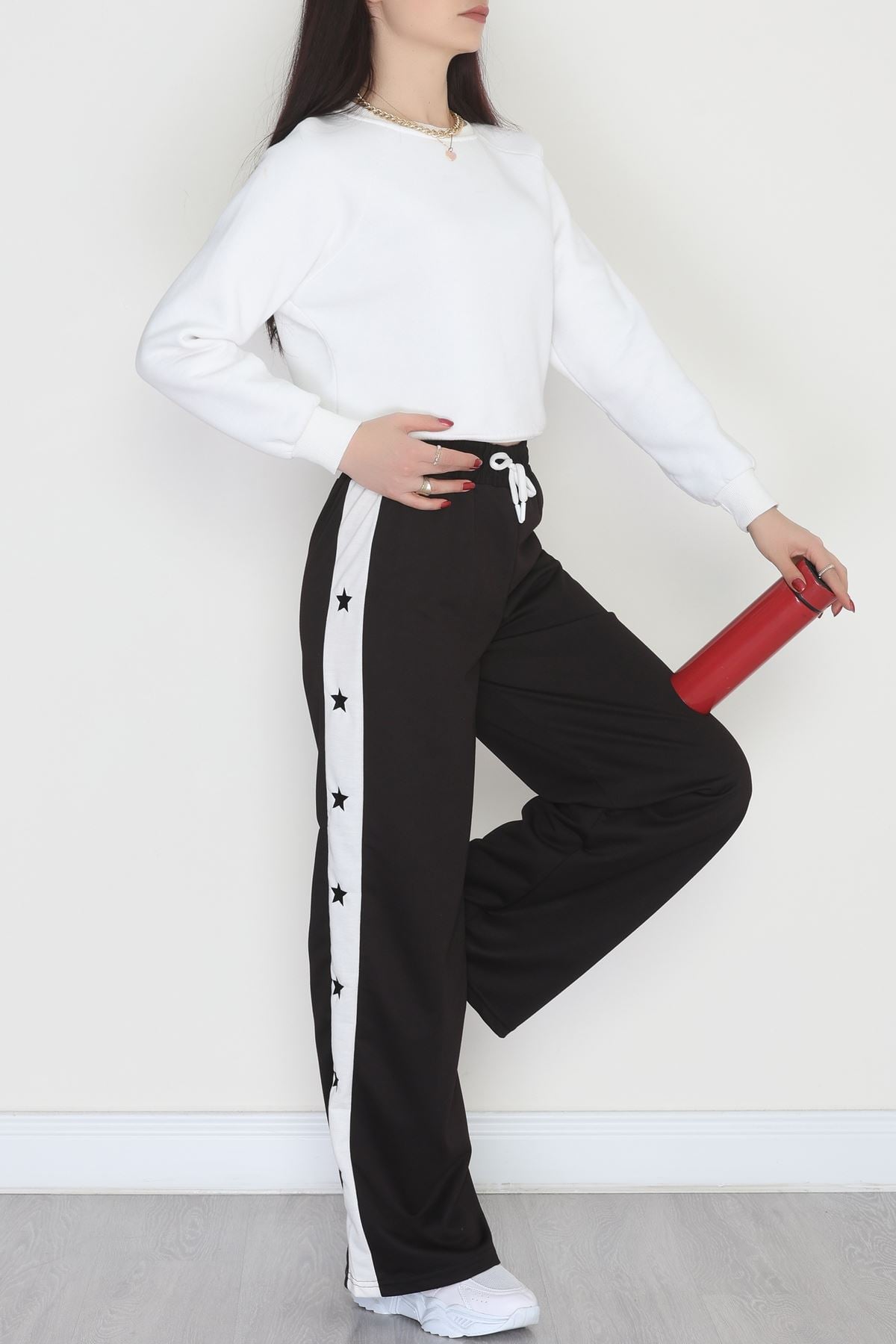 Özel Tasarım Nakışlı 2 İplik Eşofman Altı Siyah - 70159.1857.