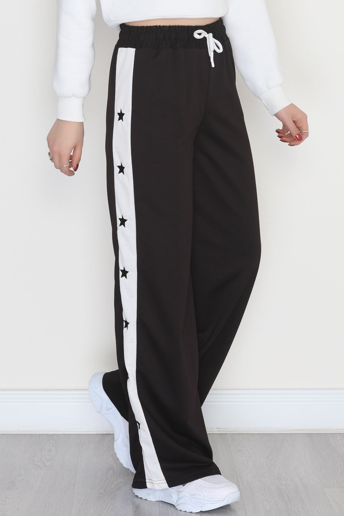 Özel Tasarım Nakışlı 2 İplik Eşofman Altı Siyah - 70159.1857.