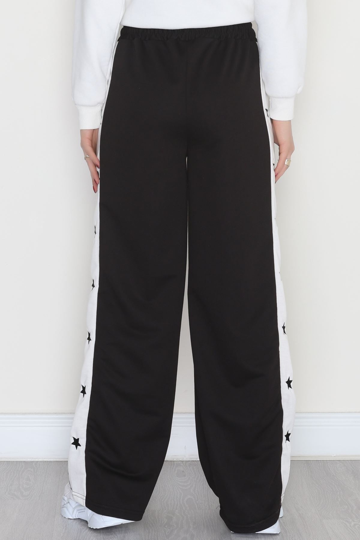 Özel Tasarım Nakışlı 2 İplik Eşofman Altı Siyah - 70159.1857.