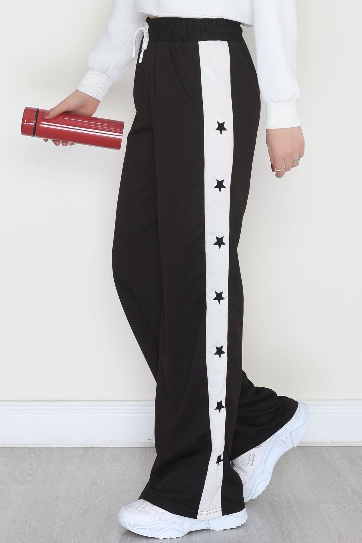 Özel Tasarım Nakışlı 2 İplik Eşofman Altı Siyah - 70159.1857.