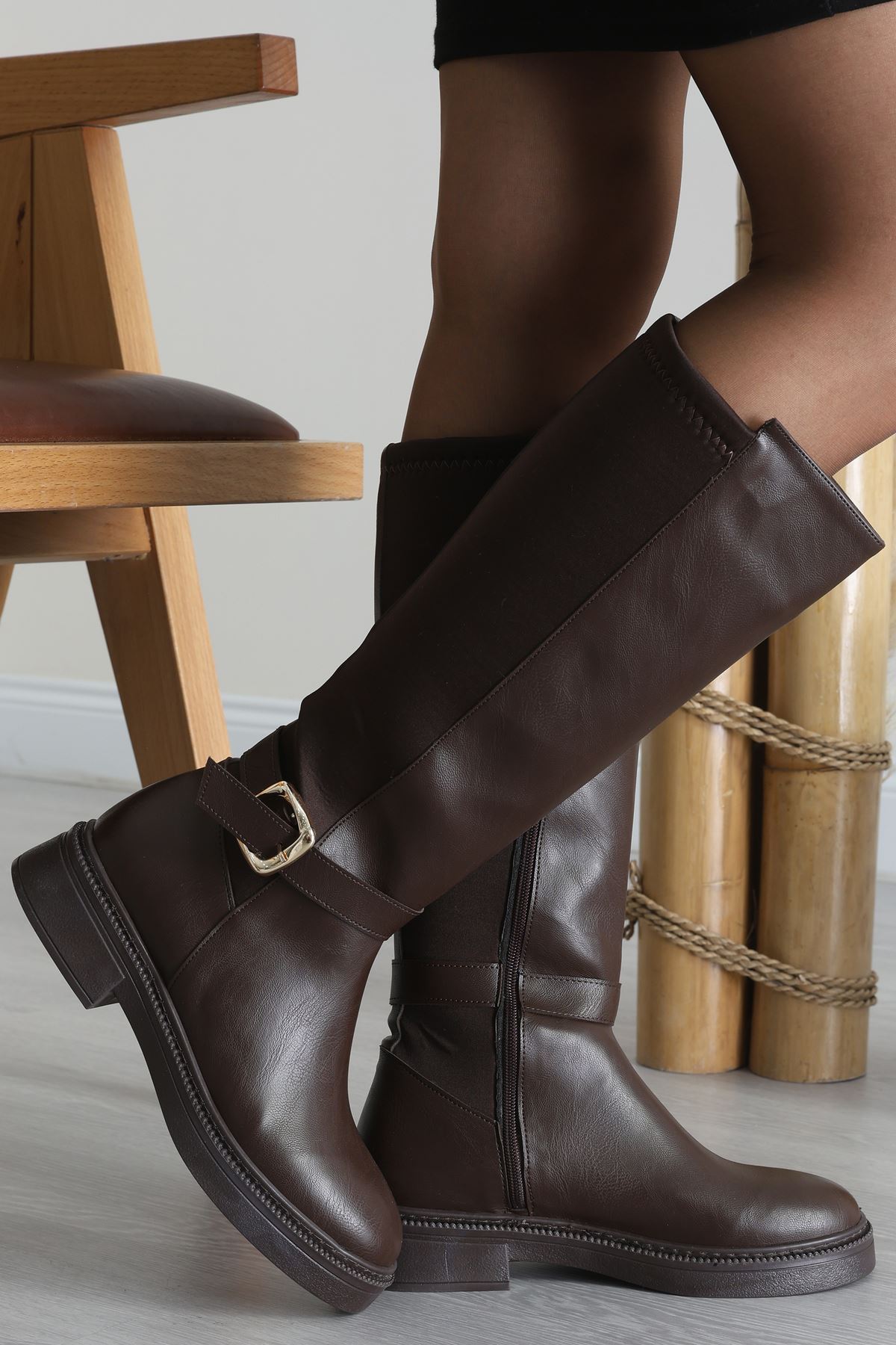 Lastik Toka Detaylı Çizme Acıkahvederi - 62649.264.