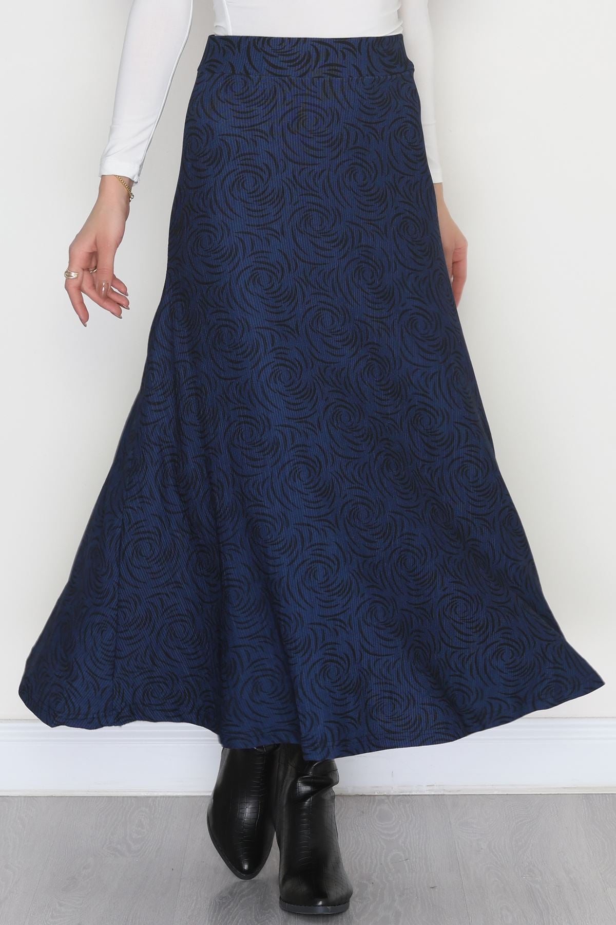 Karin Kumaş Desenli Etek Siyahindigo - 20588.1355.