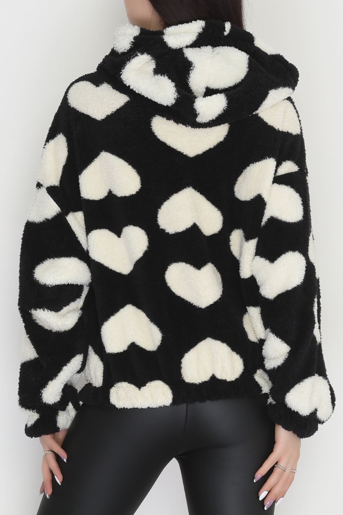 Welsoft Kumaş Kalpli Kapşonlu Crop Sweat Siyahbeyaz - 31607.308.