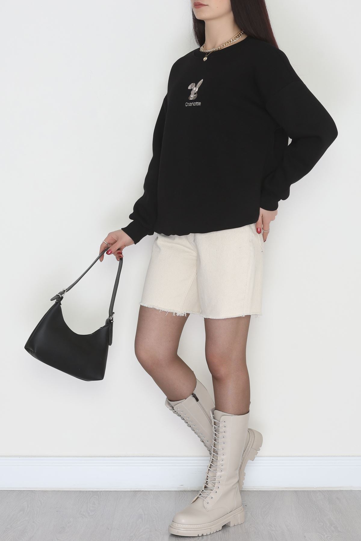 3 İplik Şardonlu Nakışlı Sweat Siyah - 42608.1878.