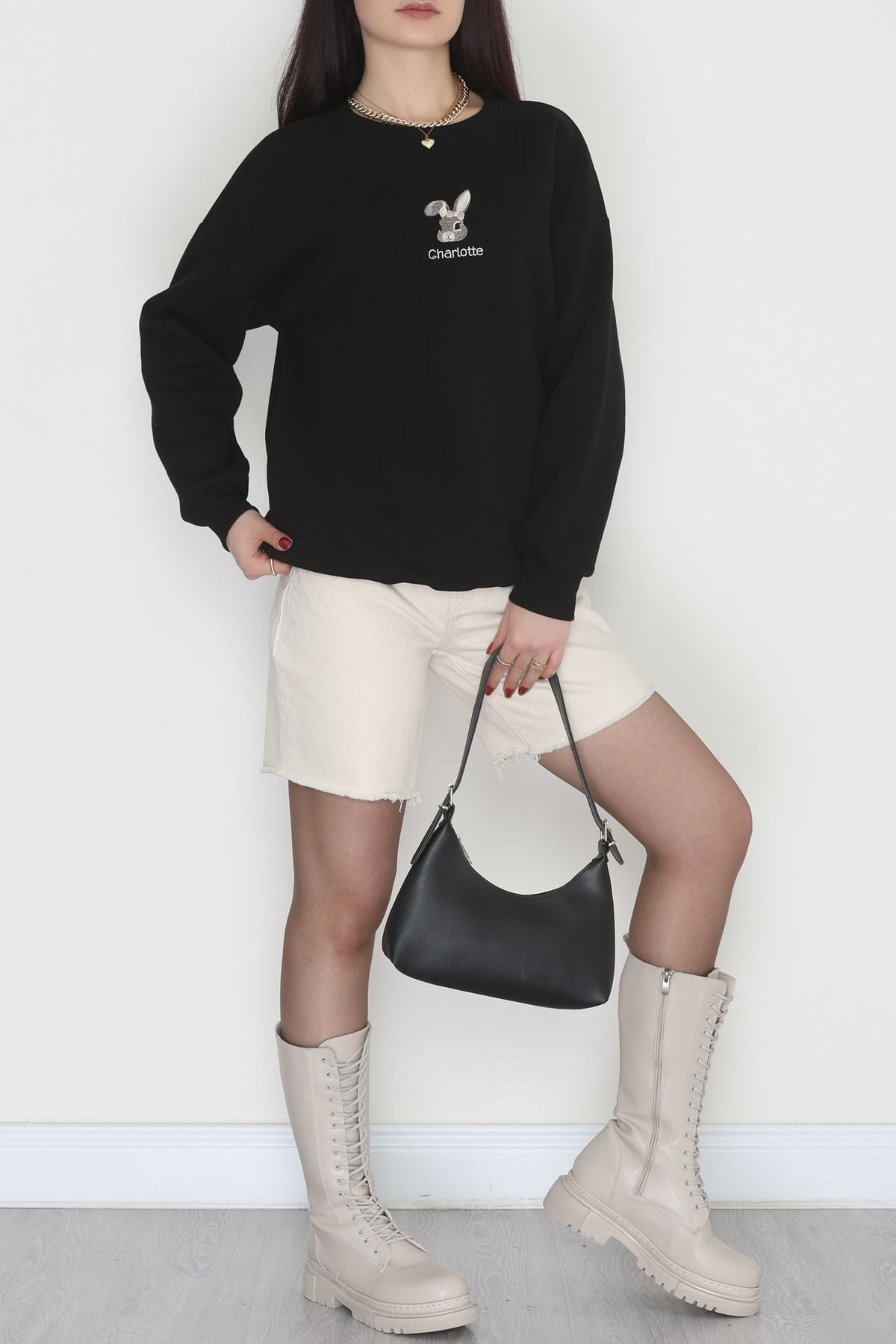 3 İplik Şardonlu Nakışlı Sweat Siyah - 42608.1878.