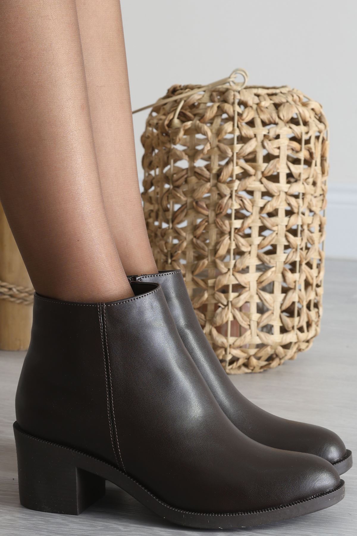 6 Cm Topuklu Bot Kahvederi - 42659.264.