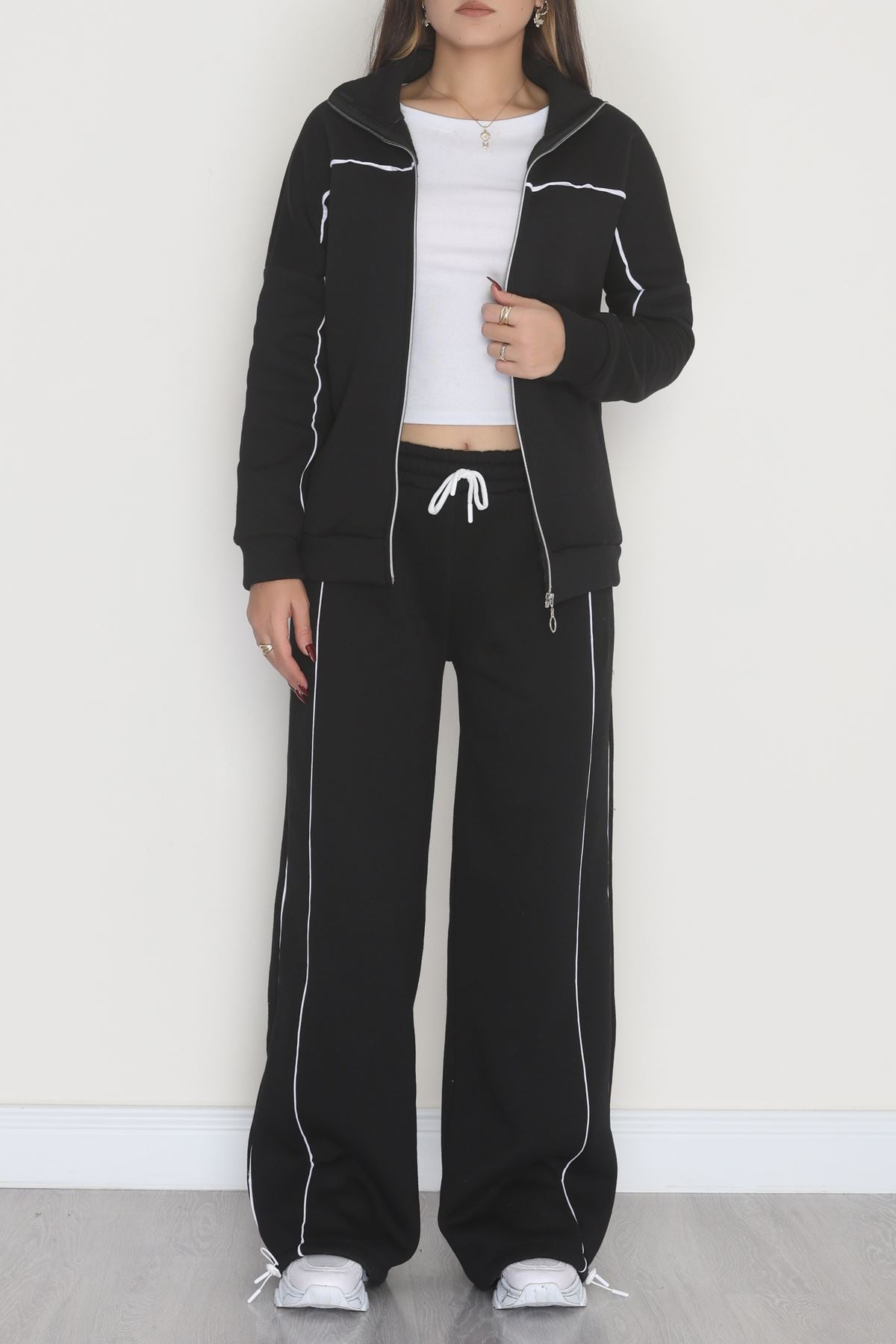 3 İplik Şardonlu Biyeli Fermuarlı Takım Siyah - 52031.1857.