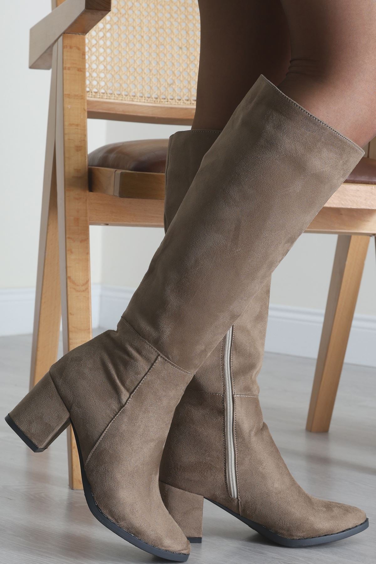 6 Cm Topuklu Uzun Çizme Süetvizon - 42645.264.