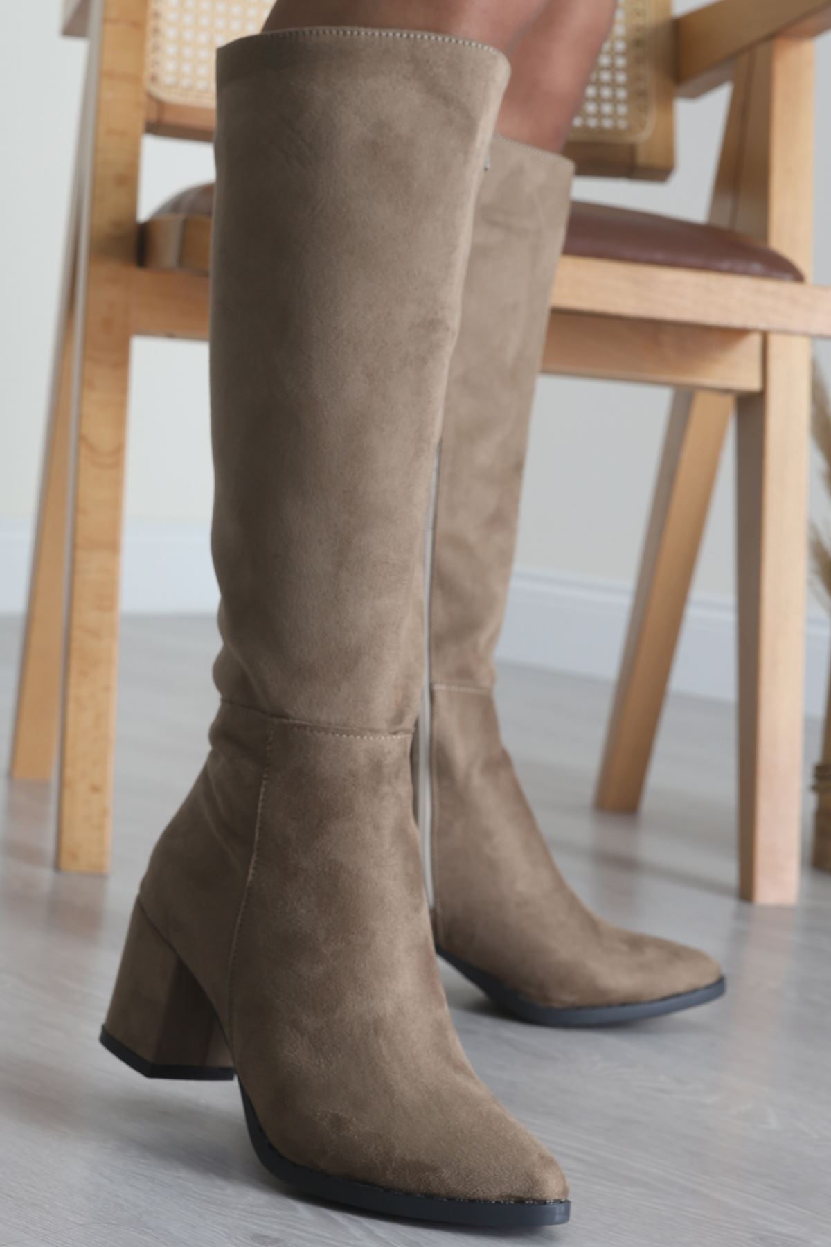 6 Cm Topuklu Uzun Çizme Süetvizon - 42645.264.