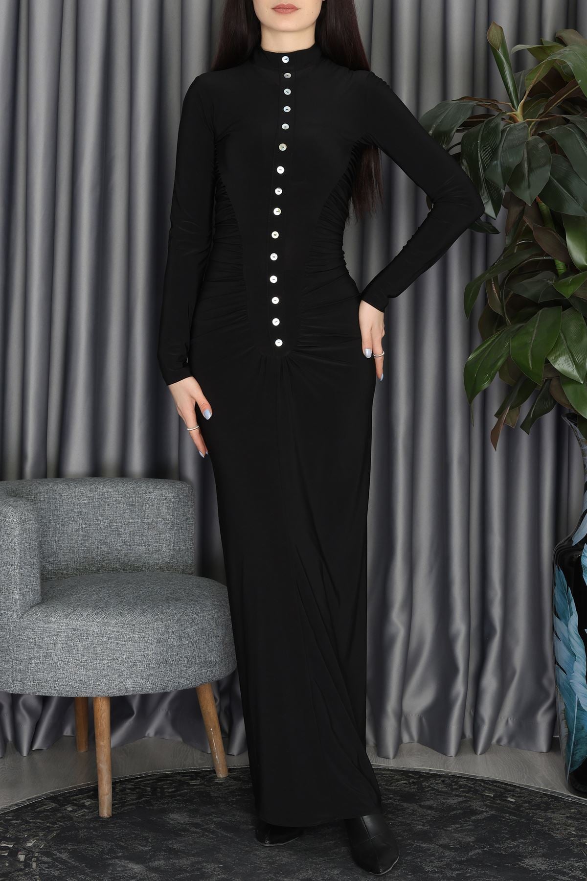Loch Sedef Süs Düğmeli Yankuplar Büzgülü Elbise Siyah - 2705.1997.