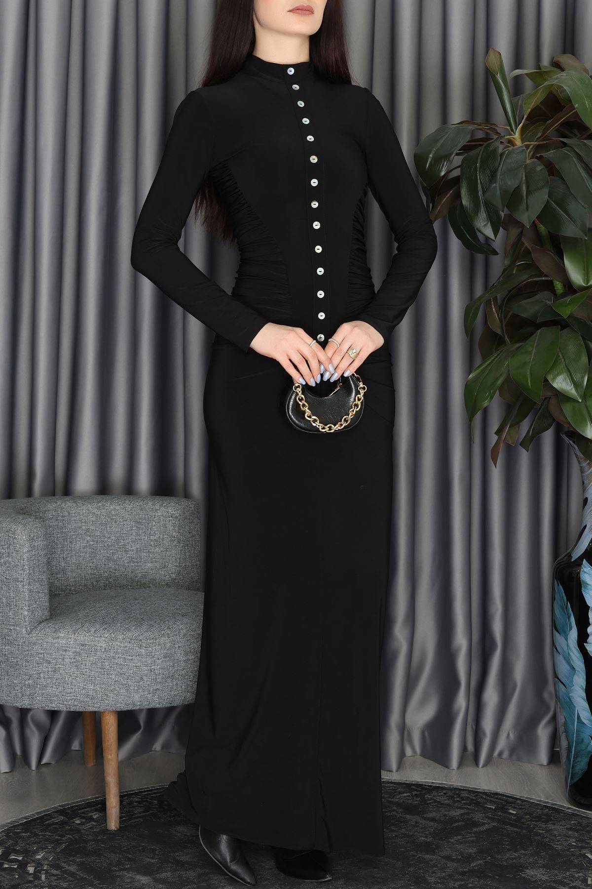 Loch Sedef Süs Düğmeli Yankuplar Büzgülü Elbise Siyah - 2705.1997.