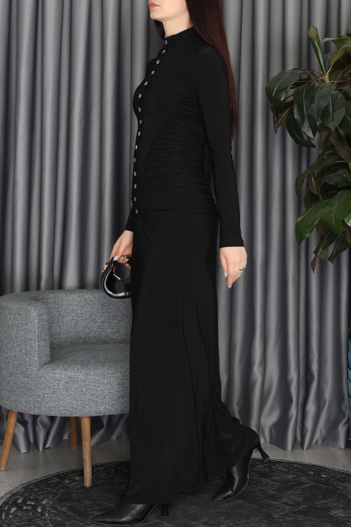 Loch Sedef Süs Düğmeli Yankuplar Büzgülü Elbise Siyah - 2705.1997.