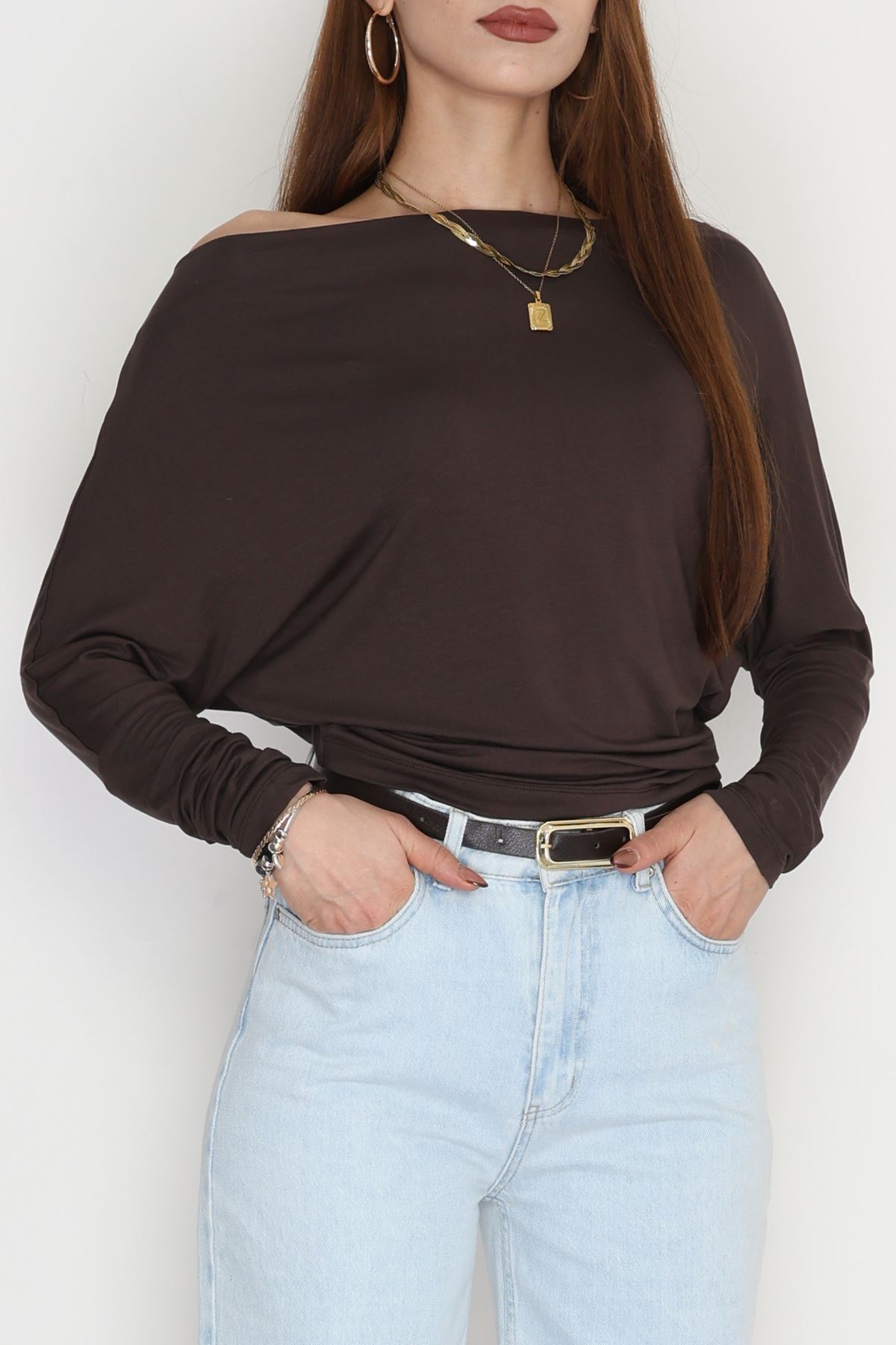 Omuz Düşümlü Asimetrik Bluz Kahve - 22153.200.