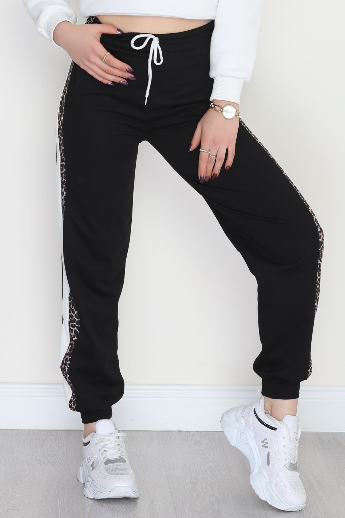 Paça Lastikli Eşofman Altı Siyahleo - 41849.1005.