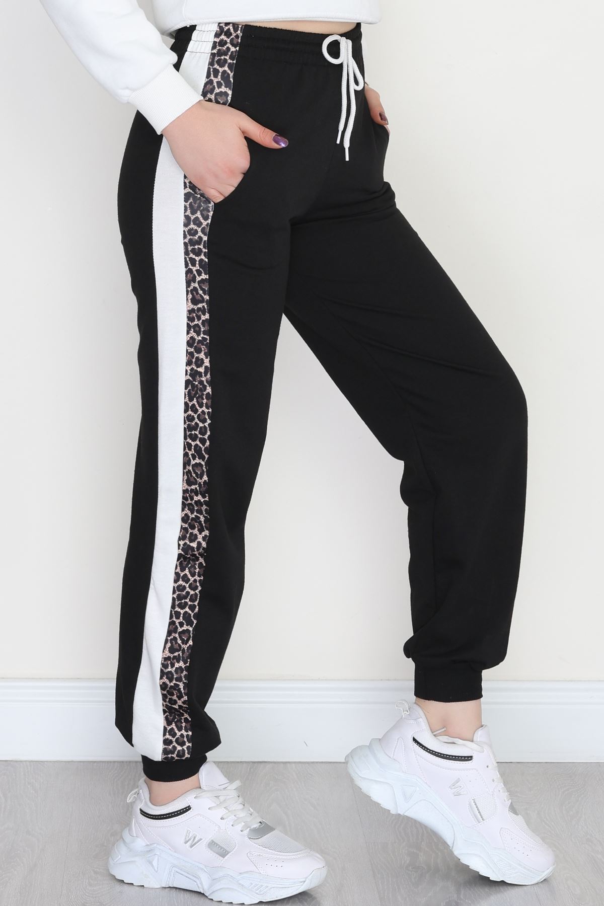 Paça Lastikli Eşofman Altı Siyahleo - 41849.1005.