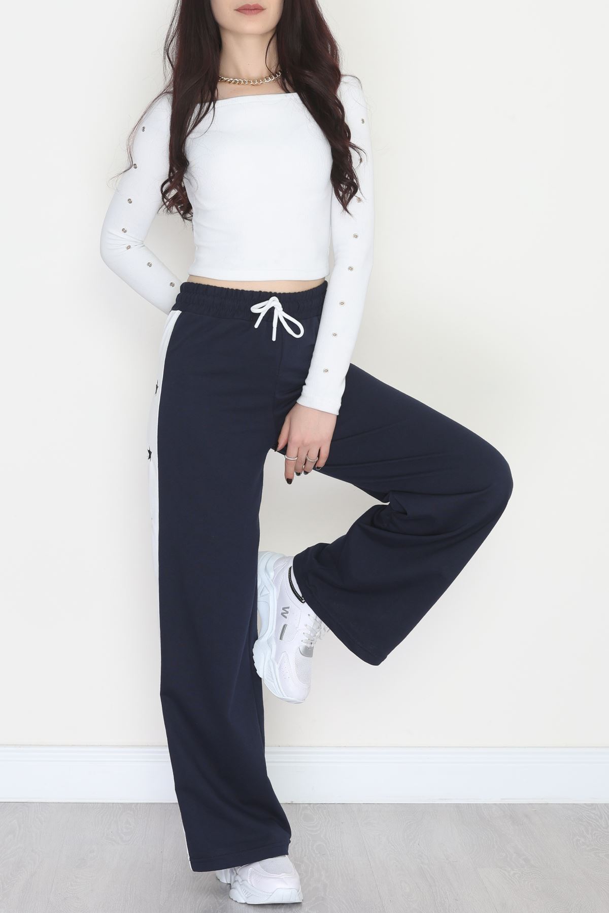 Özel Tasarım Nakışlı 2 İplik Eşofman Altı Lacivert - 70159.1857.