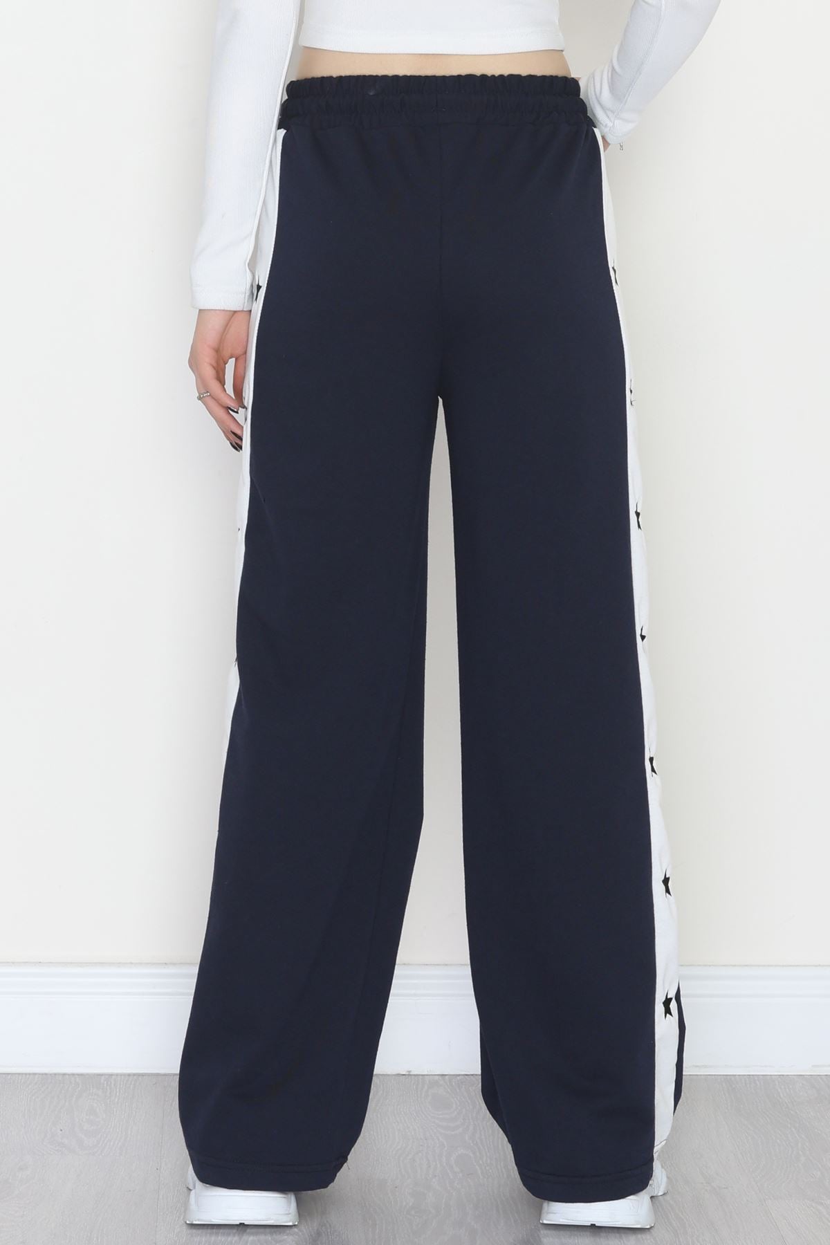 Özel Tasarım Nakışlı 2 İplik Eşofman Altı Lacivert - 70159.1857.