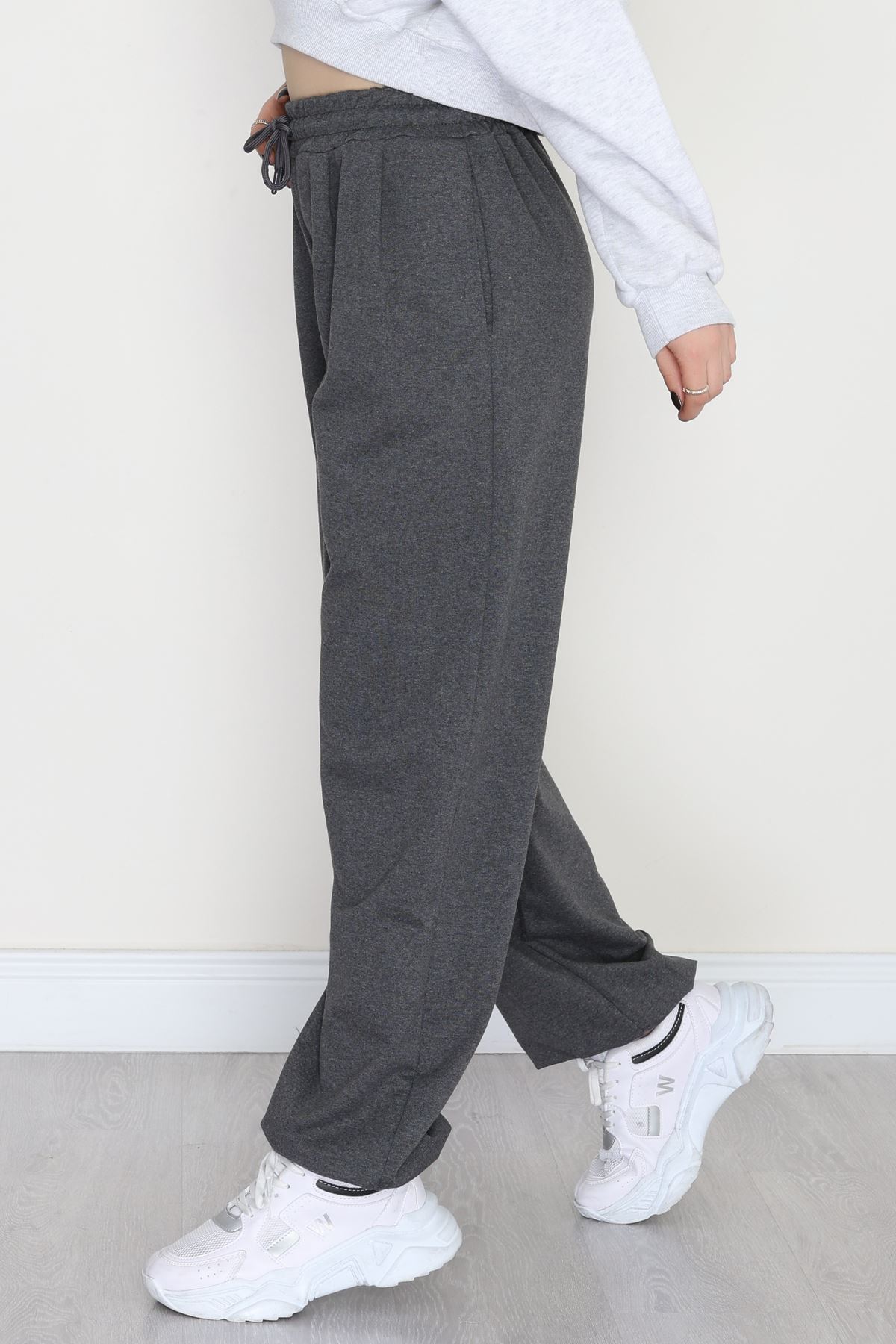 Paça Lastikli 2 İplik Pileli Eşofman Altı Füme - 52008.1857.