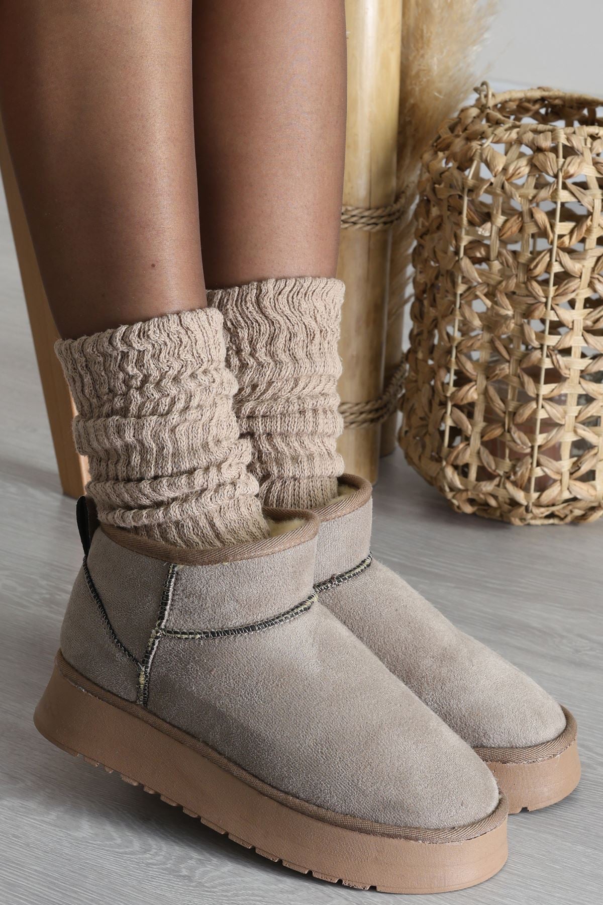 Kalın Taban Mini Boy Süet Bot Vizon - 31437.1932.