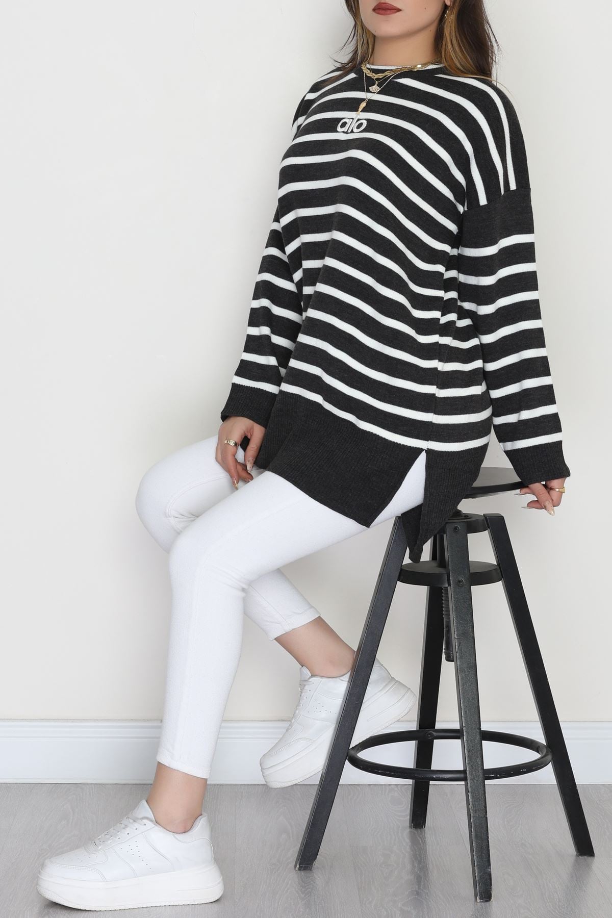 Çizgili Nakışlı Triko Tunik Antrasit - 4041.1247.